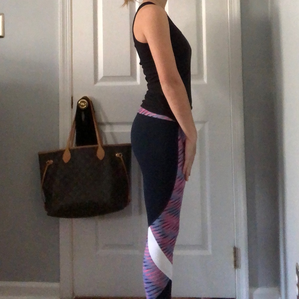 ATHLETA LEGGINGS - Picture 3 of 3